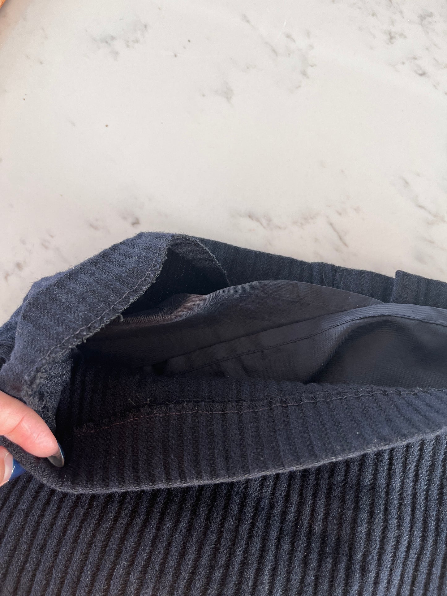 Vintage Victorie Wool Blend Mini Skirt in Navy