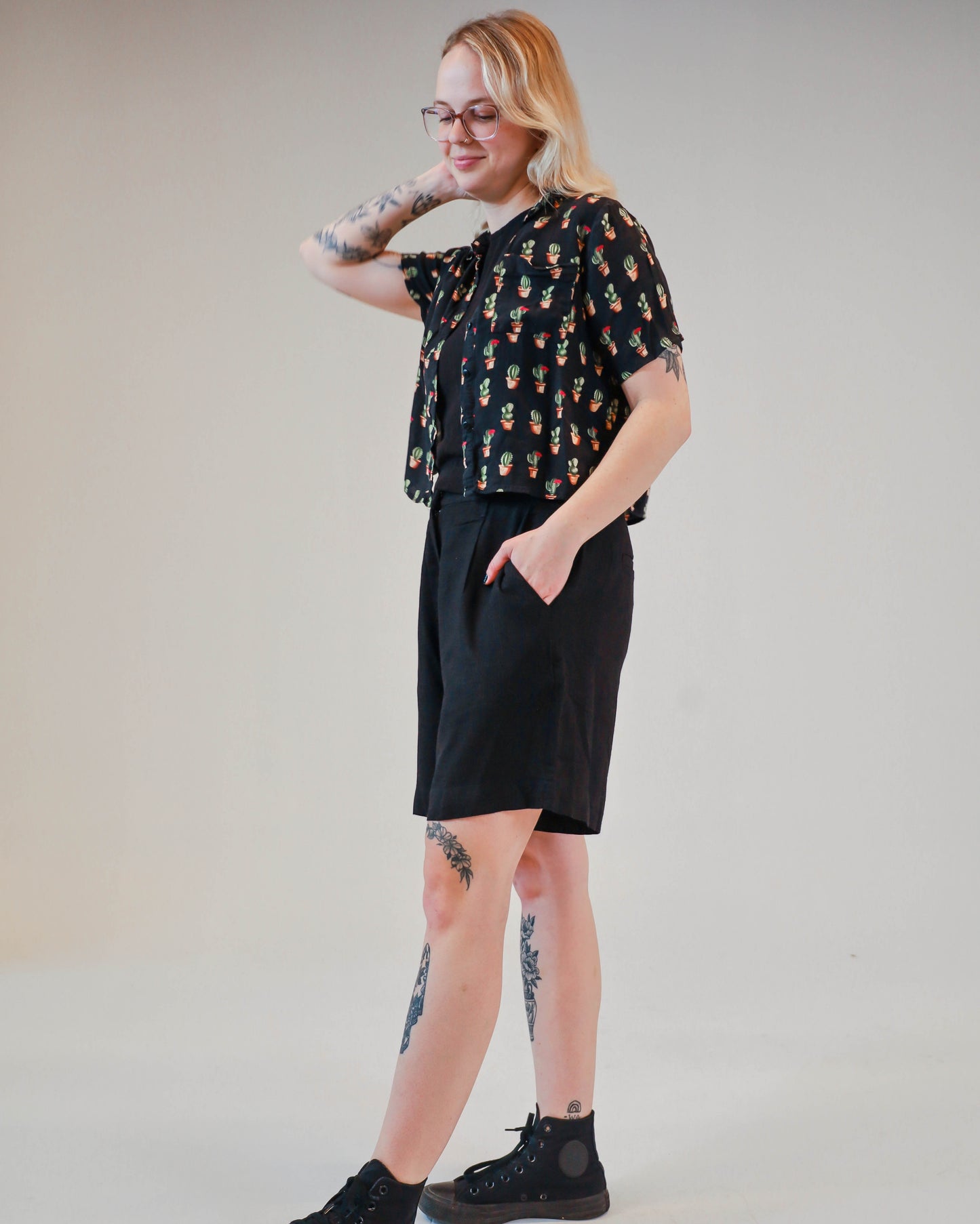 Maya Linen Shorts - Black/Noir