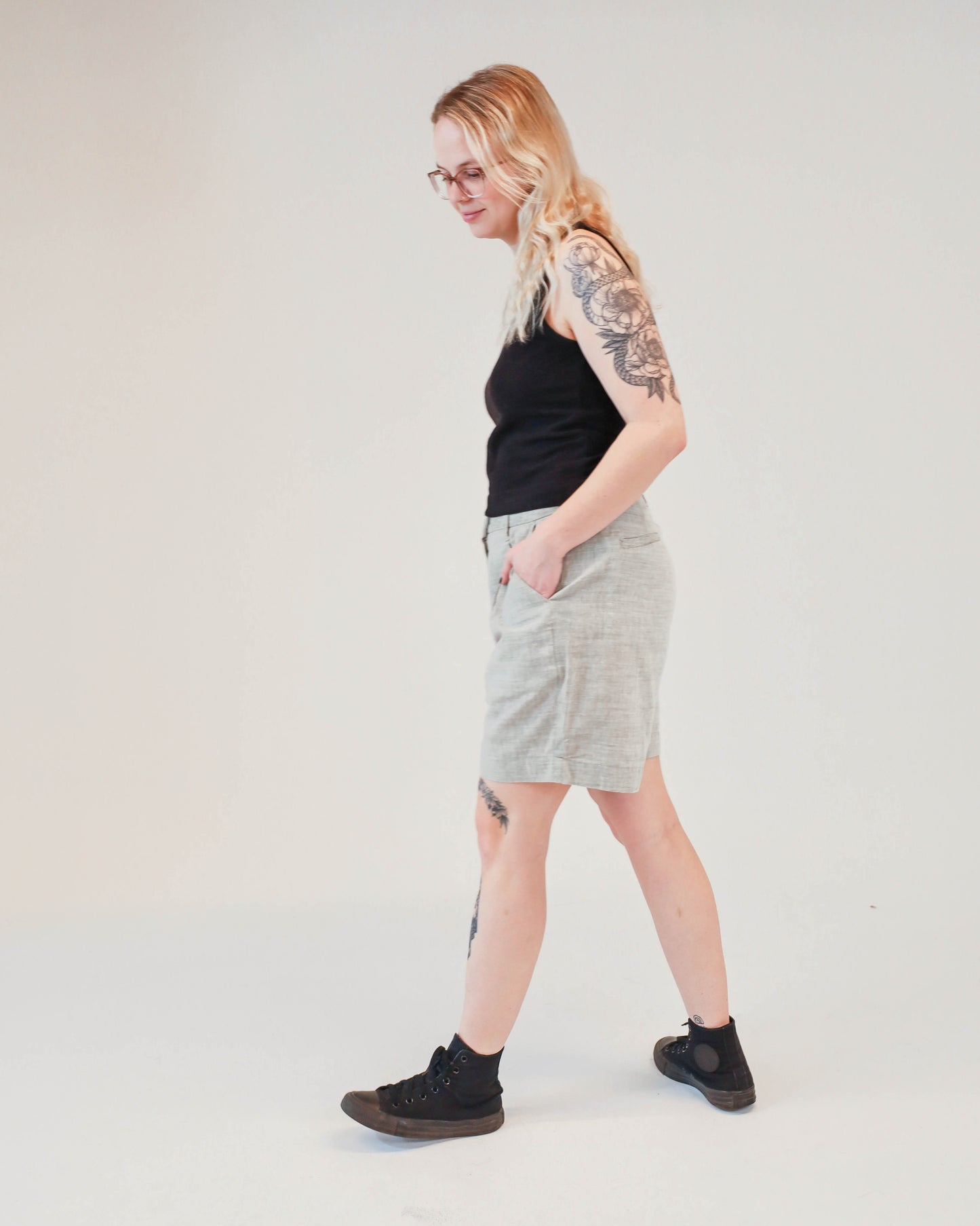 Maya Linen Shorts - Grey Green