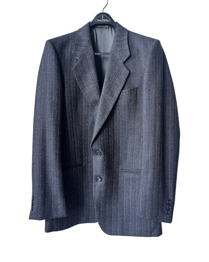 Vintage Giorgio Armani 2-piece Men’s Suit - 100% Wool in Colour Gray