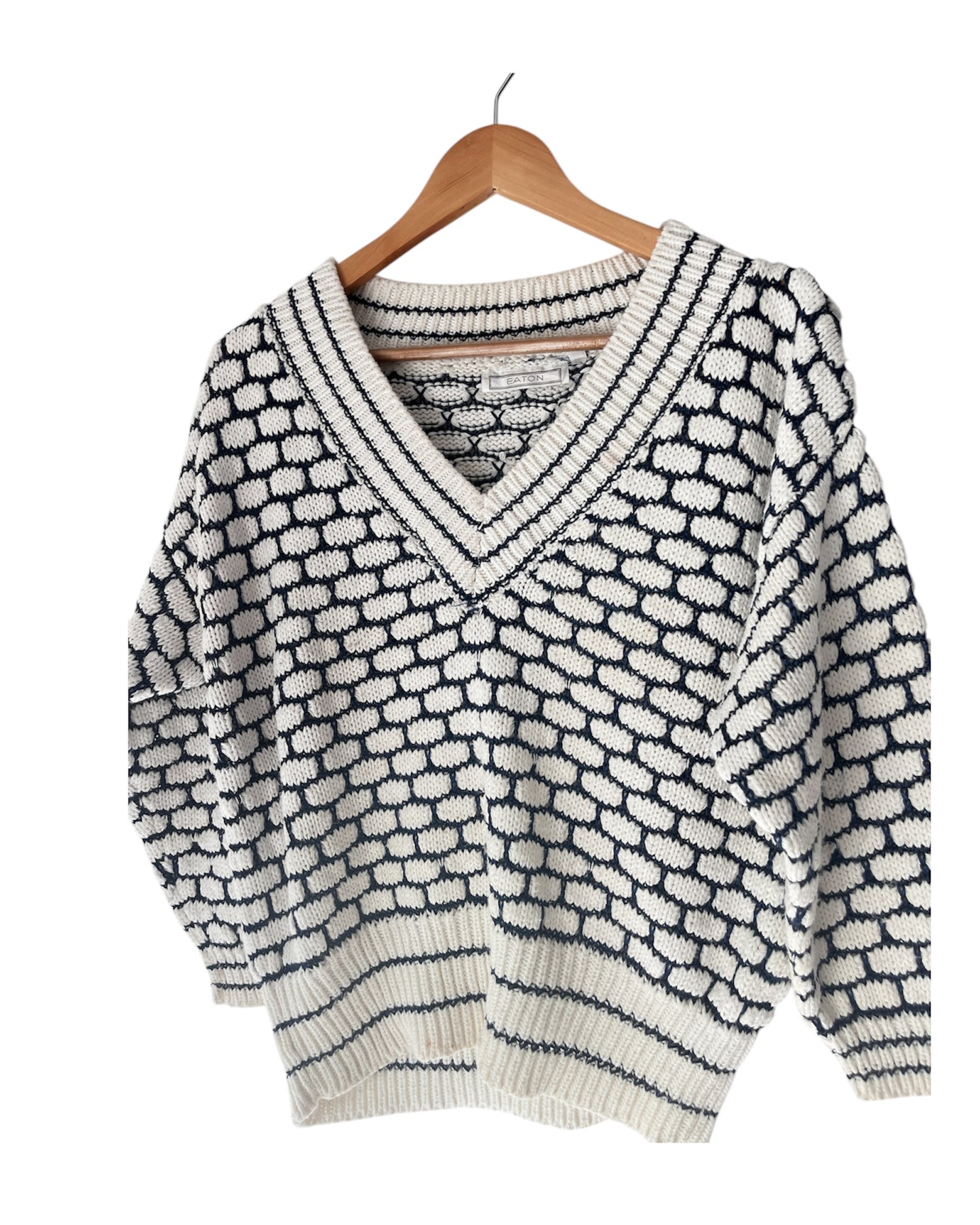 Vintage Eaton White Navy V-neck Jumper