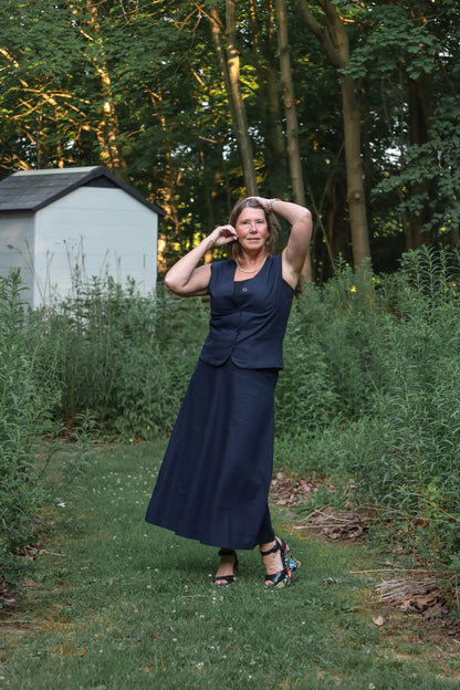 Lolona Linen Skirt - Navy