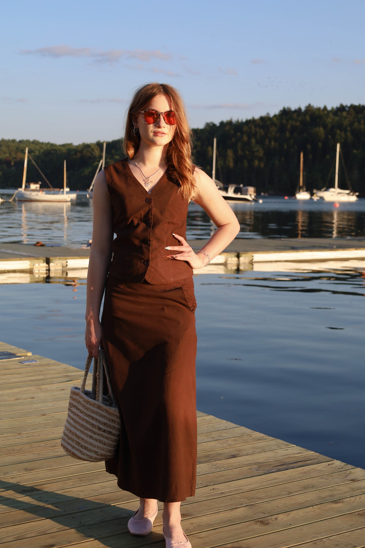 Nodi Linen Vest - Dark Brown
