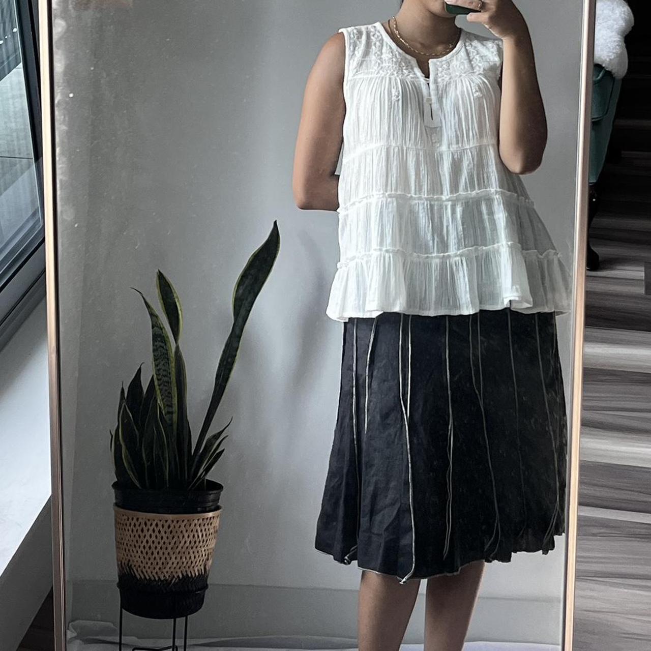 Carole Little 100% Linen Accordion Pleated Skirt
